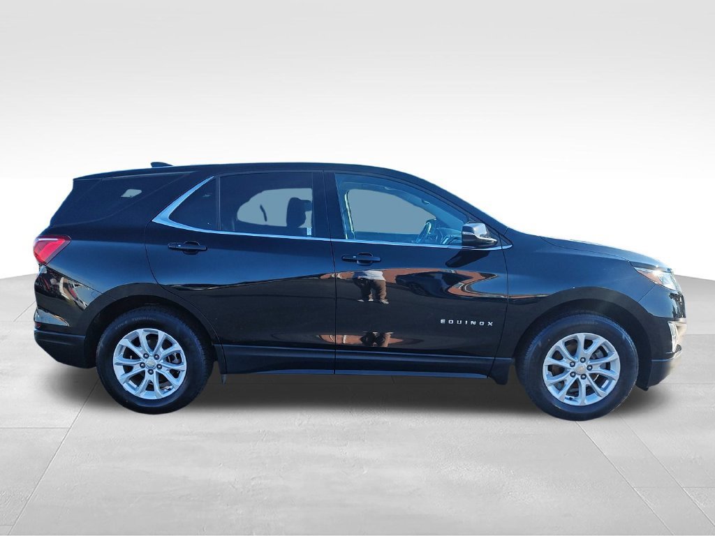 Used 2019 MOSAIC BLACK METALLIC Chevrolet LT image 6