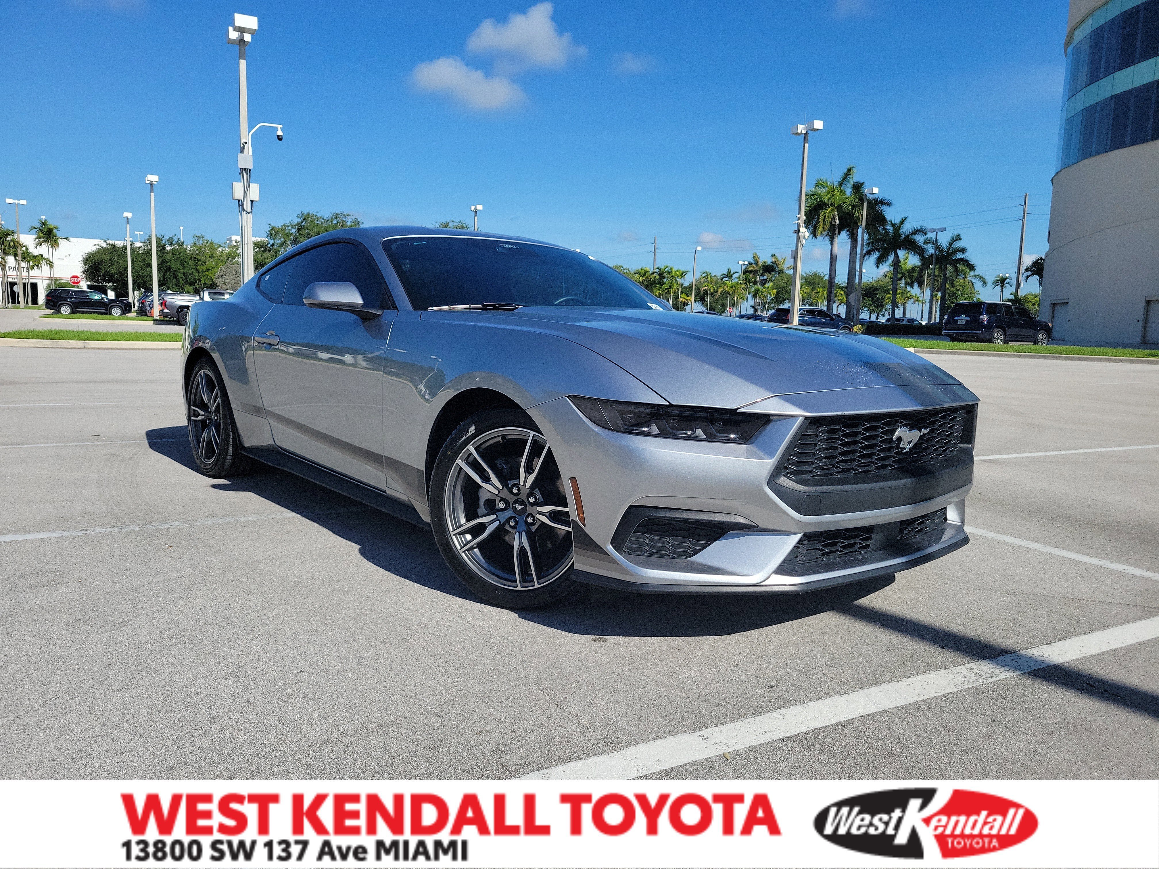 Used 2025 Silver Metallic Ford EcoBoost image 1