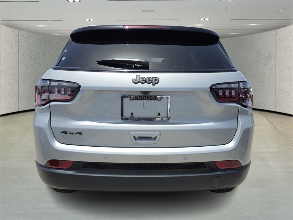 2025 Jeep Compass Limited photo 4