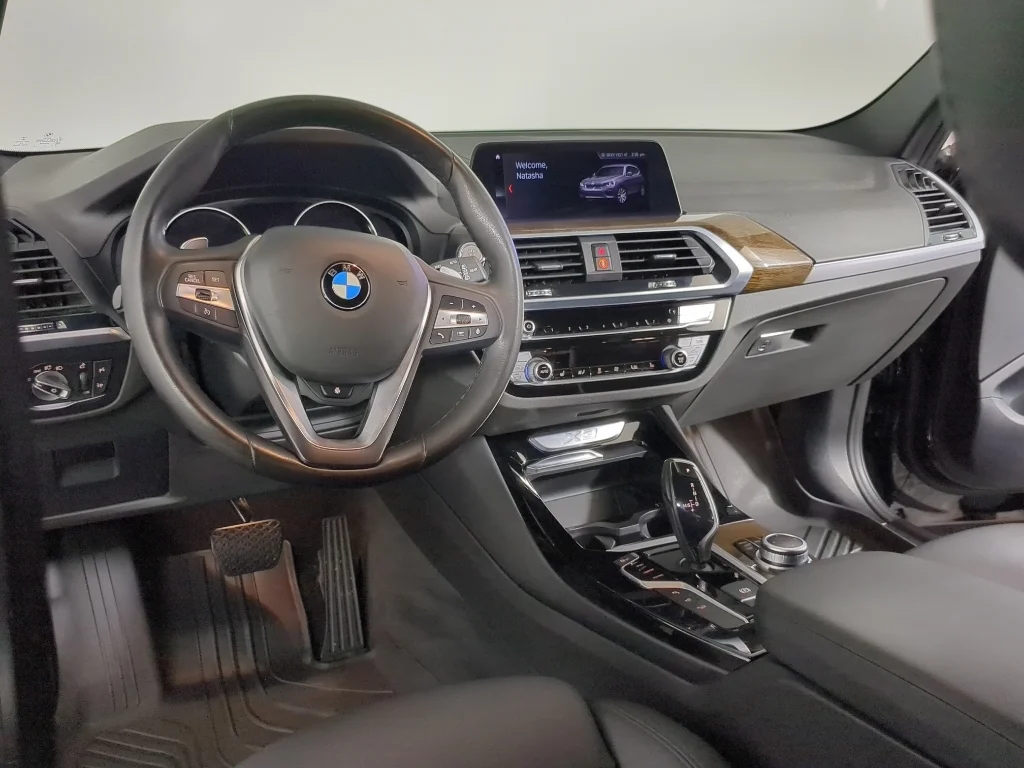Used 2020 Black BMW xDrive30i image 13