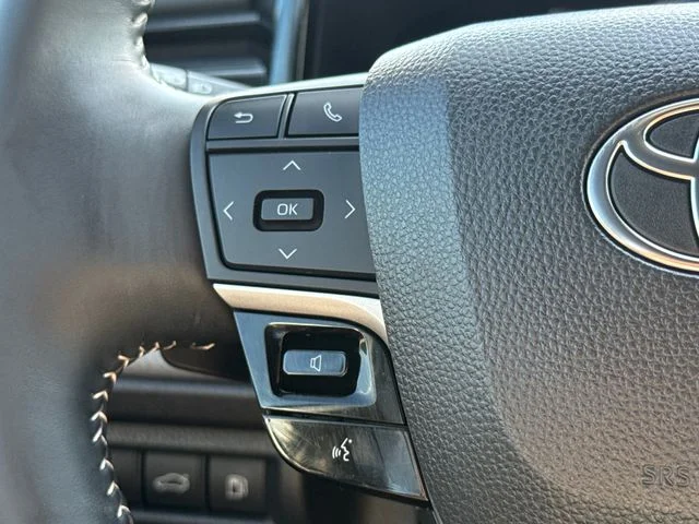Used 2025 White Toyota SE image 29