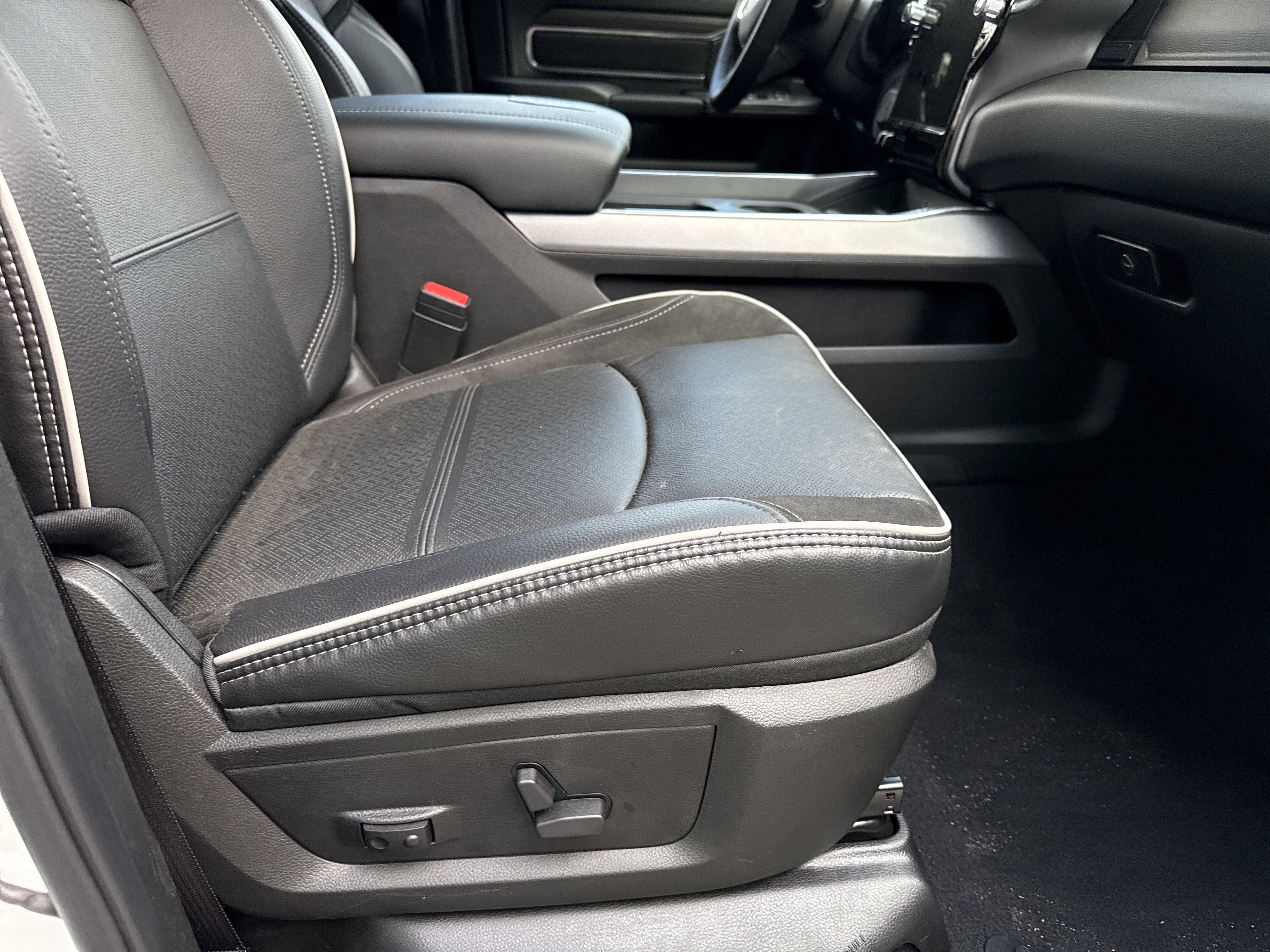 New 2026 Bright White Clearcoat RAM Laramie image 17