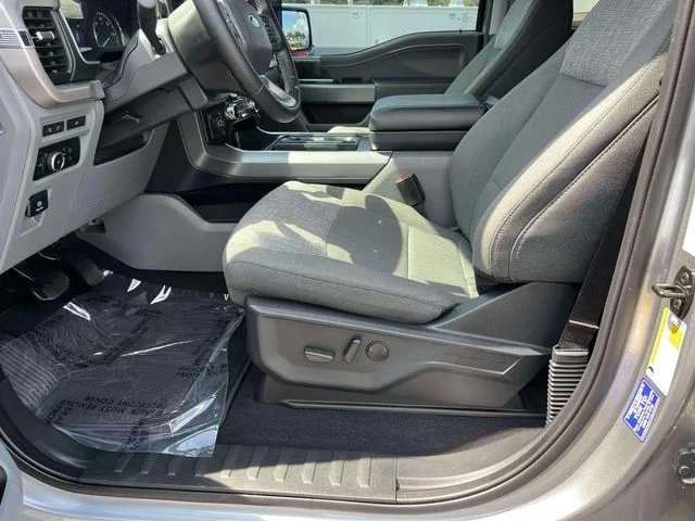 Certified Used 2023 Silver Metallic Ford XLT image 28
