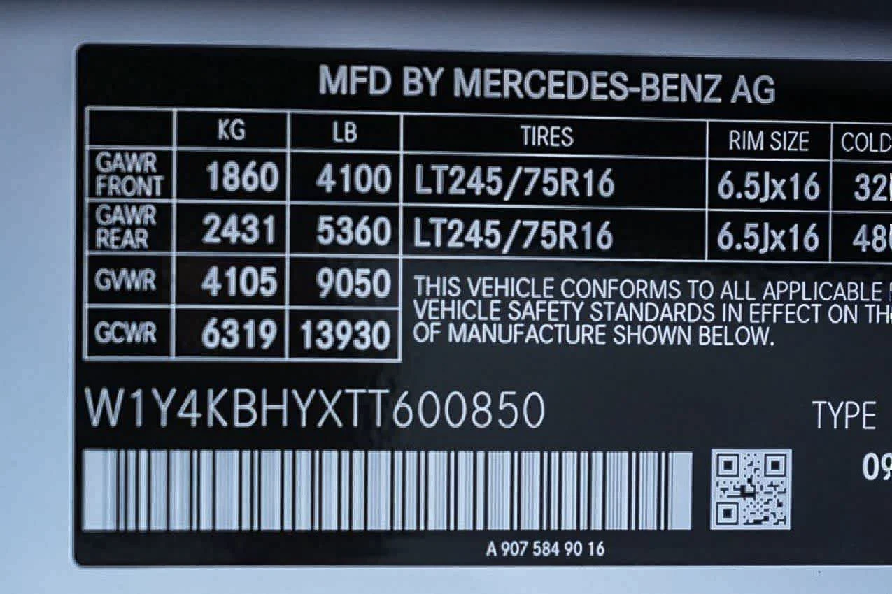 New 2026 Arctic White Mercedes-Benz Cargo 144WB High Roof RWD 2.0L I4 Diesel Turbo SO image 26