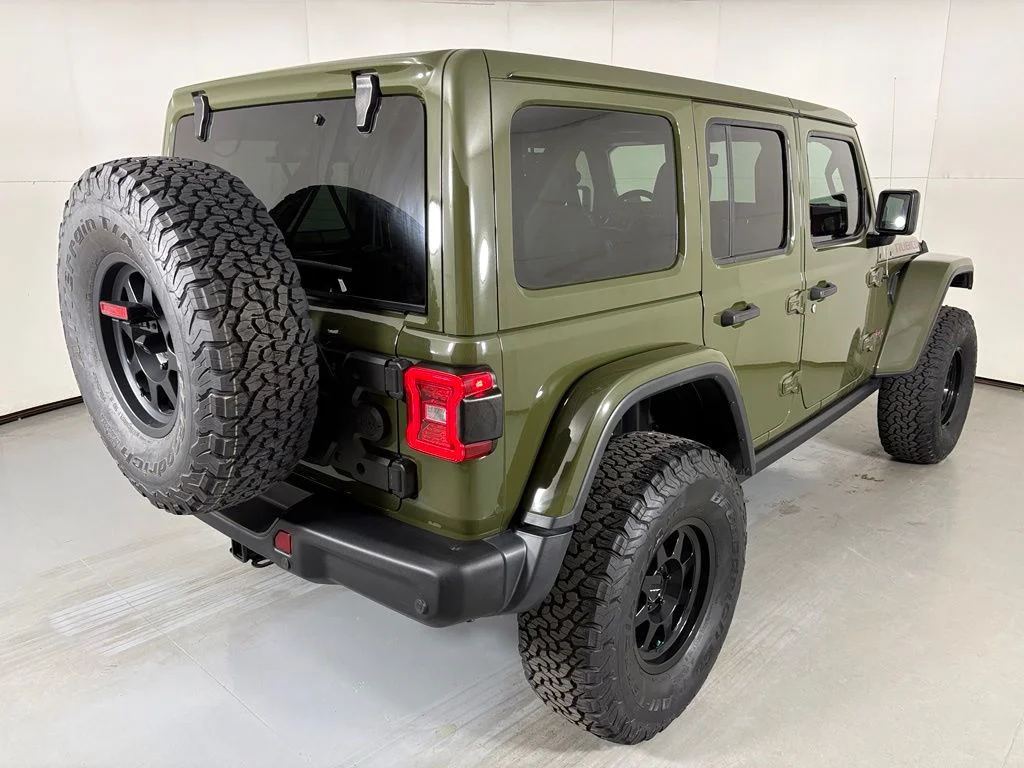 Used 2021 Green Jeep Unlimited Rubicon image 8