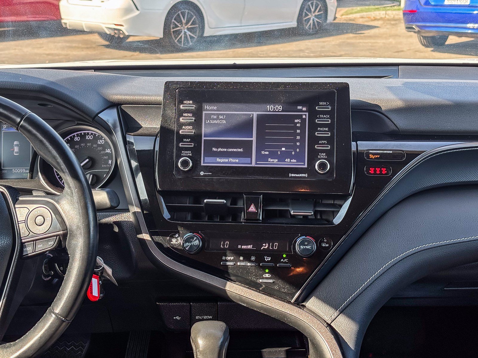 Certified Used 2024 Ice Cap Toyota SE image 15