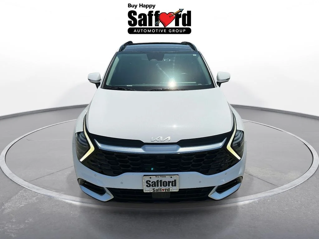 Used 2024 White Kia SX-Prestige image 4