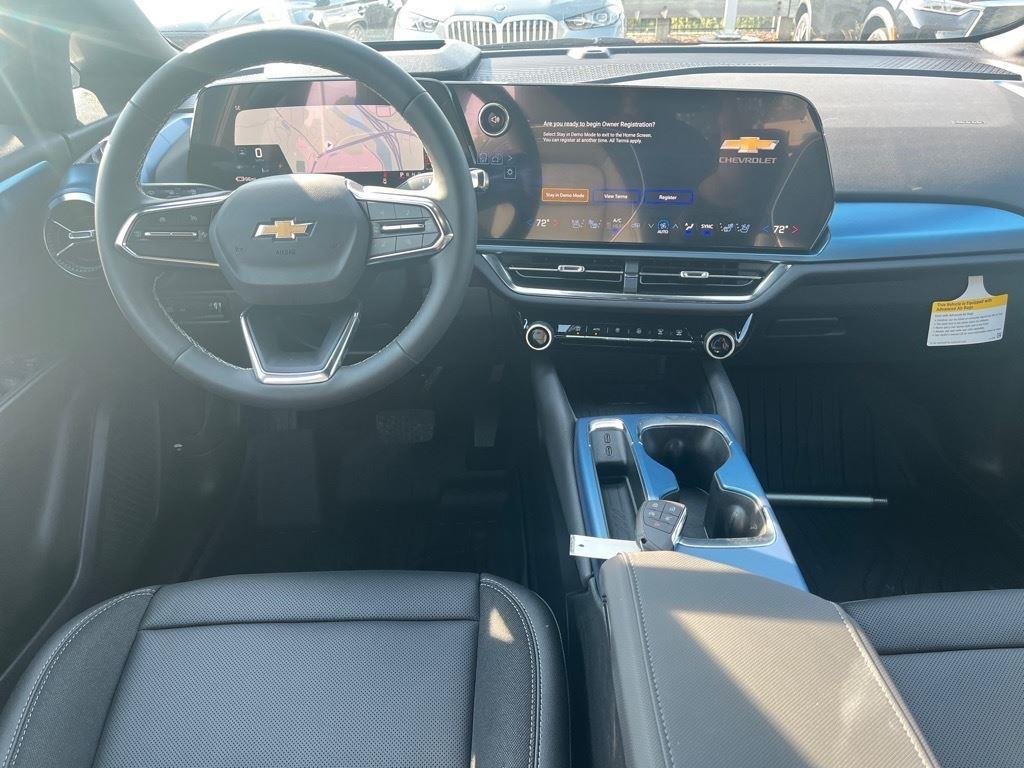 2026 Chevrolet Equinox EV 2LT - Photo 8