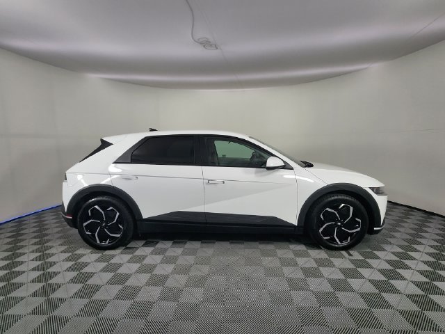 2024 Hyundai IONIQ 5 SE - Photo 6
