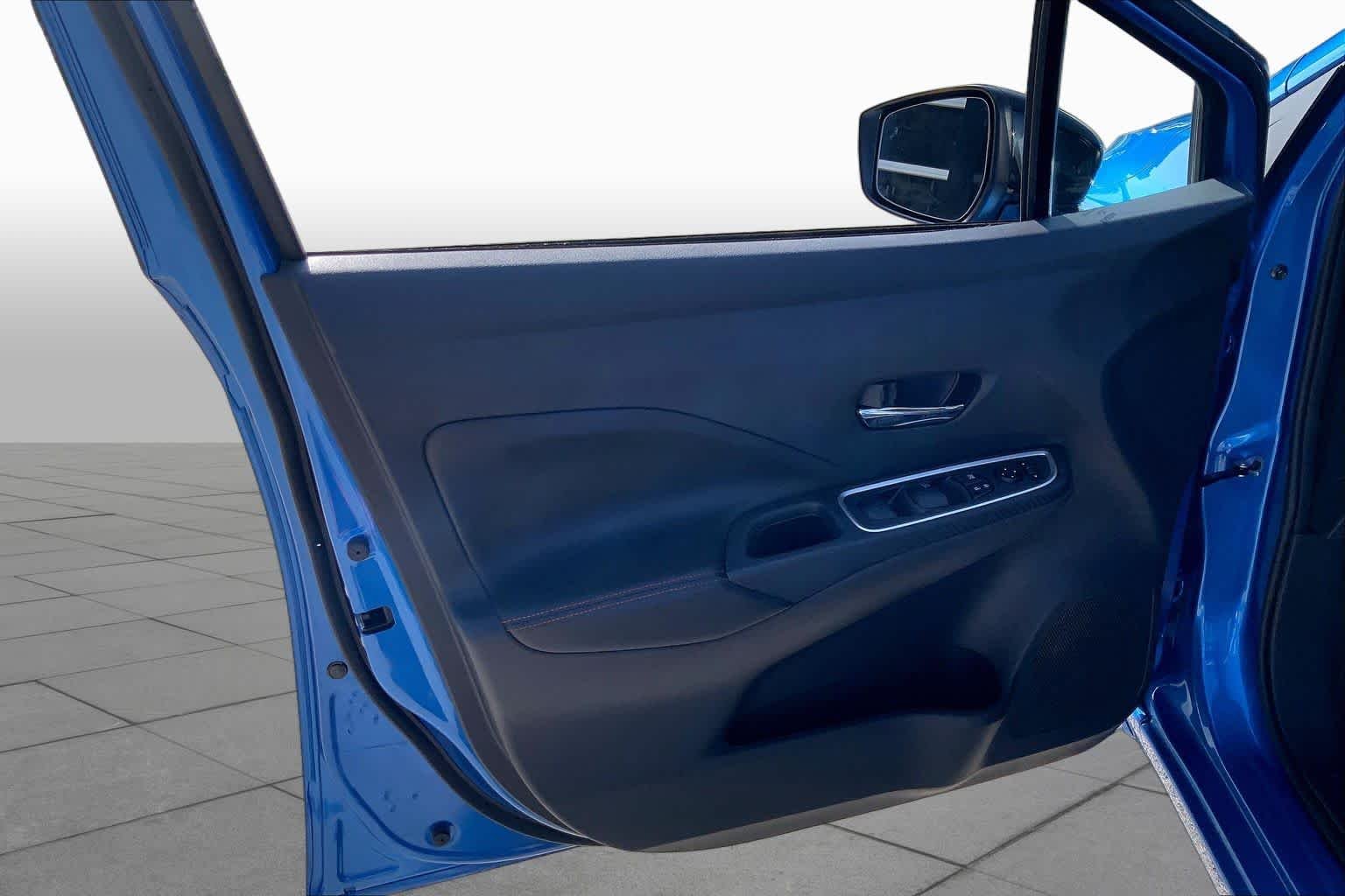 Used 2024 Electric Blue Metallic Nissan SR image 20