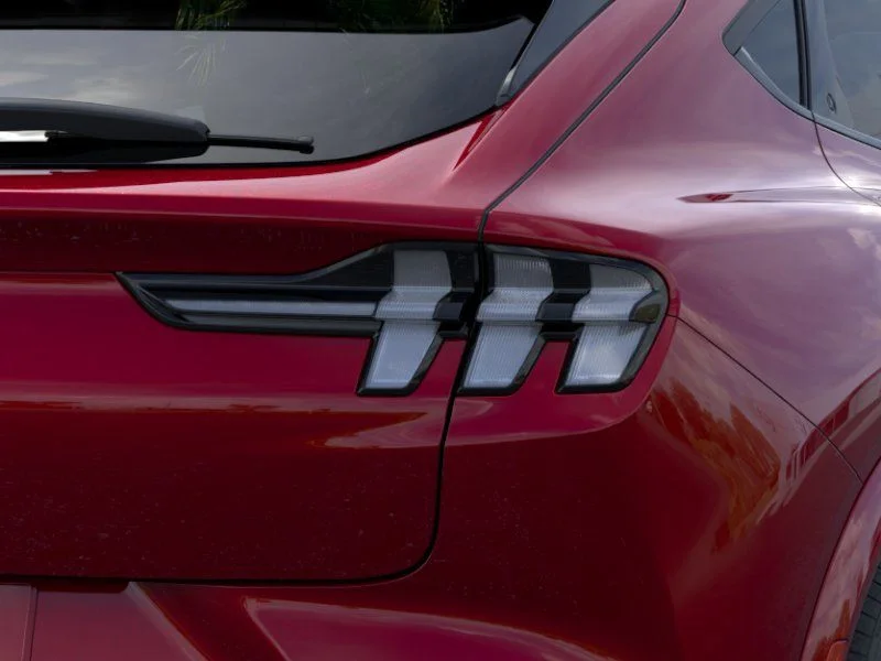 New 2025 Molten Magenta Metallic Tinted Clearcoat Ford GT image 15