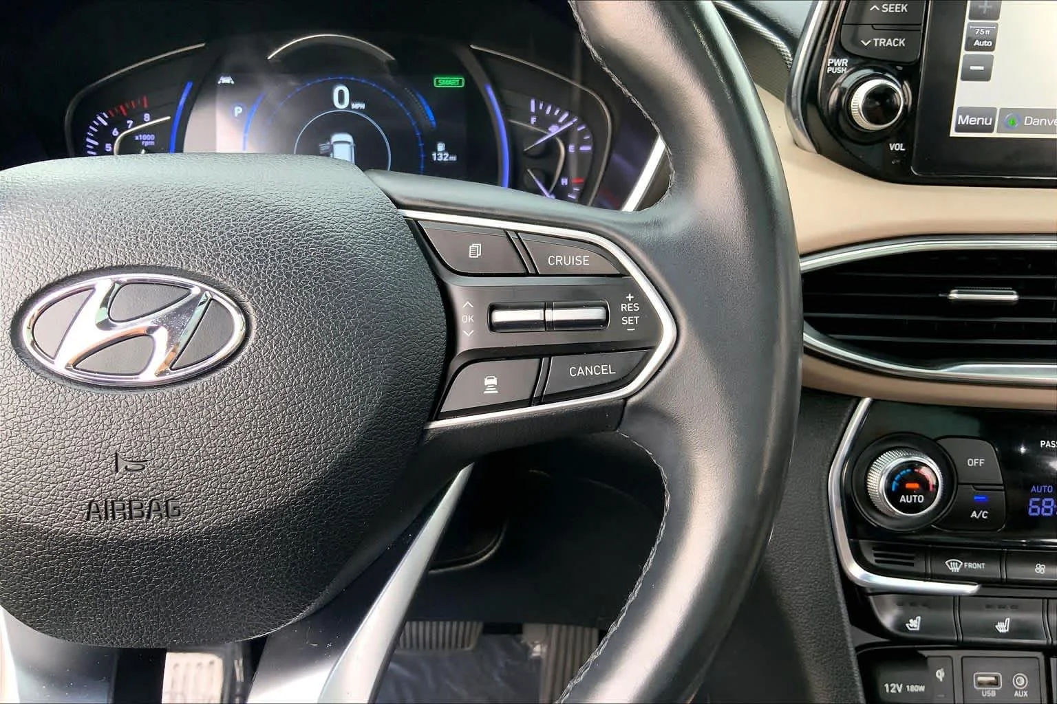 Used 2019 Quartz White Hyundai Ultimate image 25