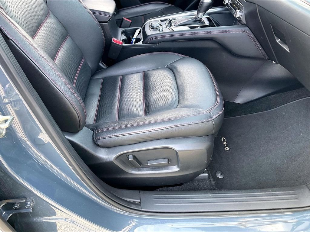 Used 2025 Polymetal Gray Metallic Mazda 2.5 S Carbon Edition image 36