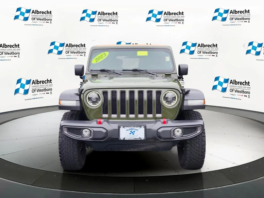 Used 2023 Green Jeep Rubicon image 8
