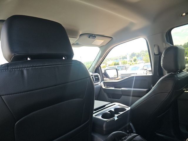 Used 2024 Silver Ford XLT image 13