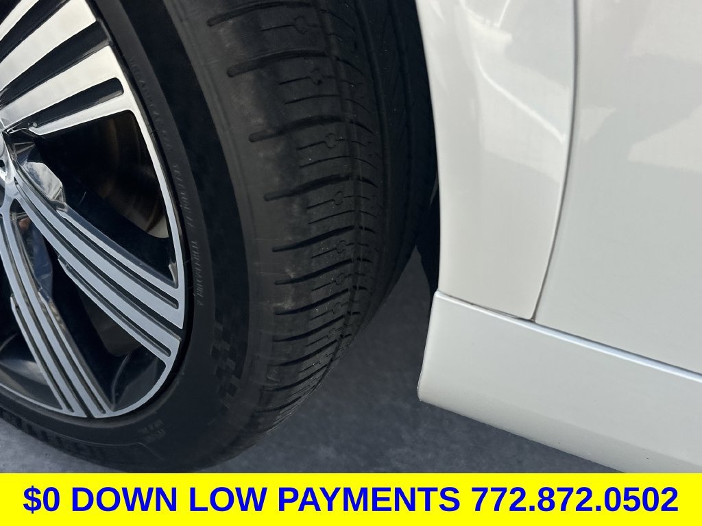 Used 2020 White Volvo T6 Inscription image 11