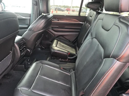 Certified Used 2025 Black Jeep Limited image 4