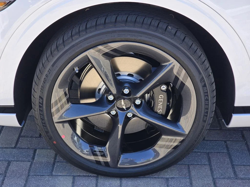 New 2026 White Genesis 2.5T Sport Prestige image 5