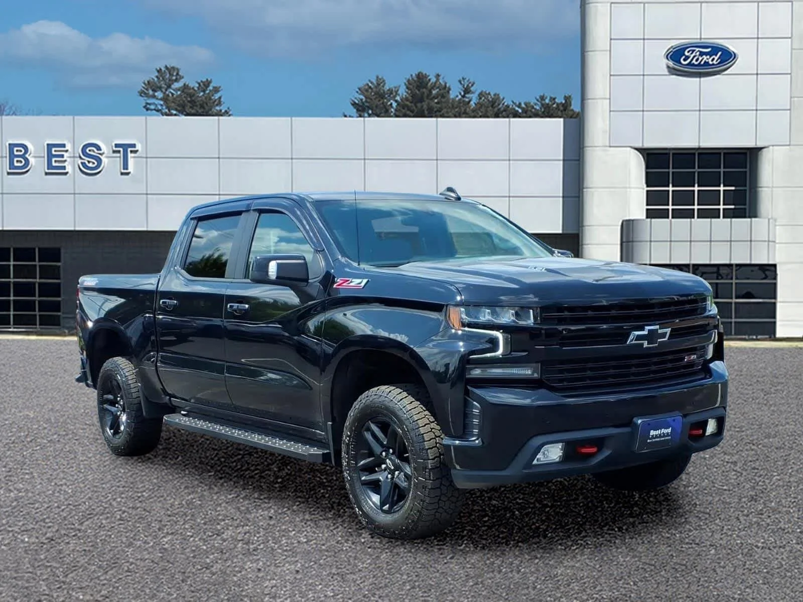 Used 2022 Black Chevrolet LT Trail Boss image 9