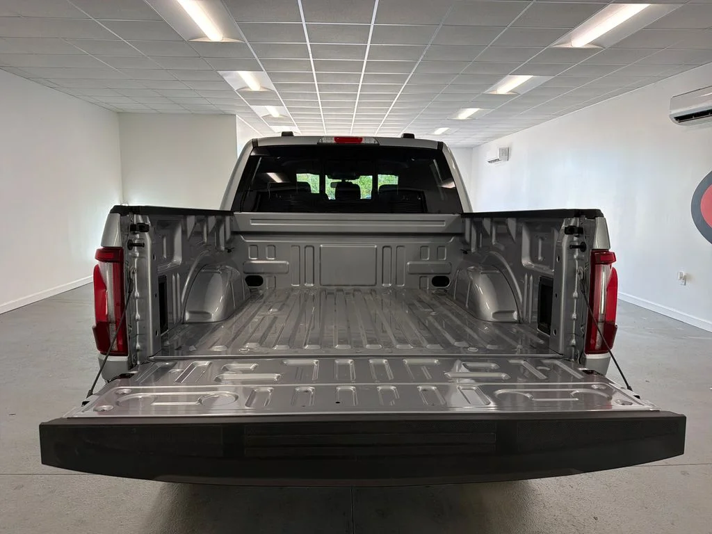 New 2026 Iconic Silver Metallic Ford Lariat® image 8