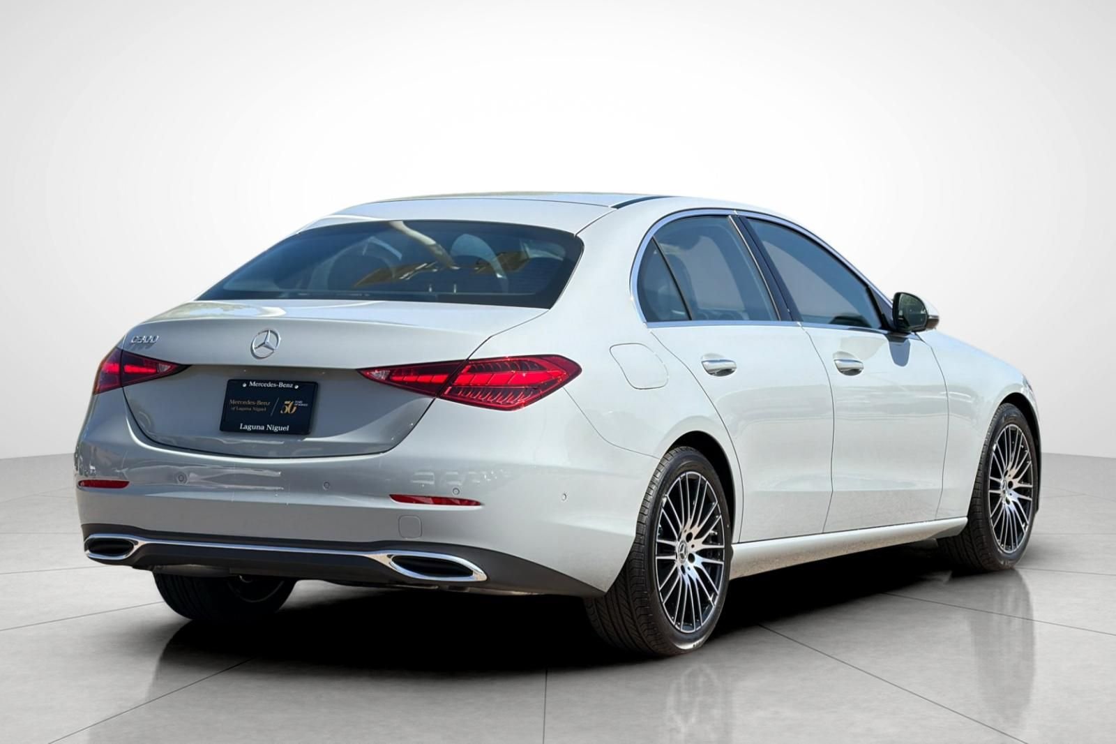 New 2026 MANUFAKTUR Alpine Grey Mercedes-Benz C 300 image 12