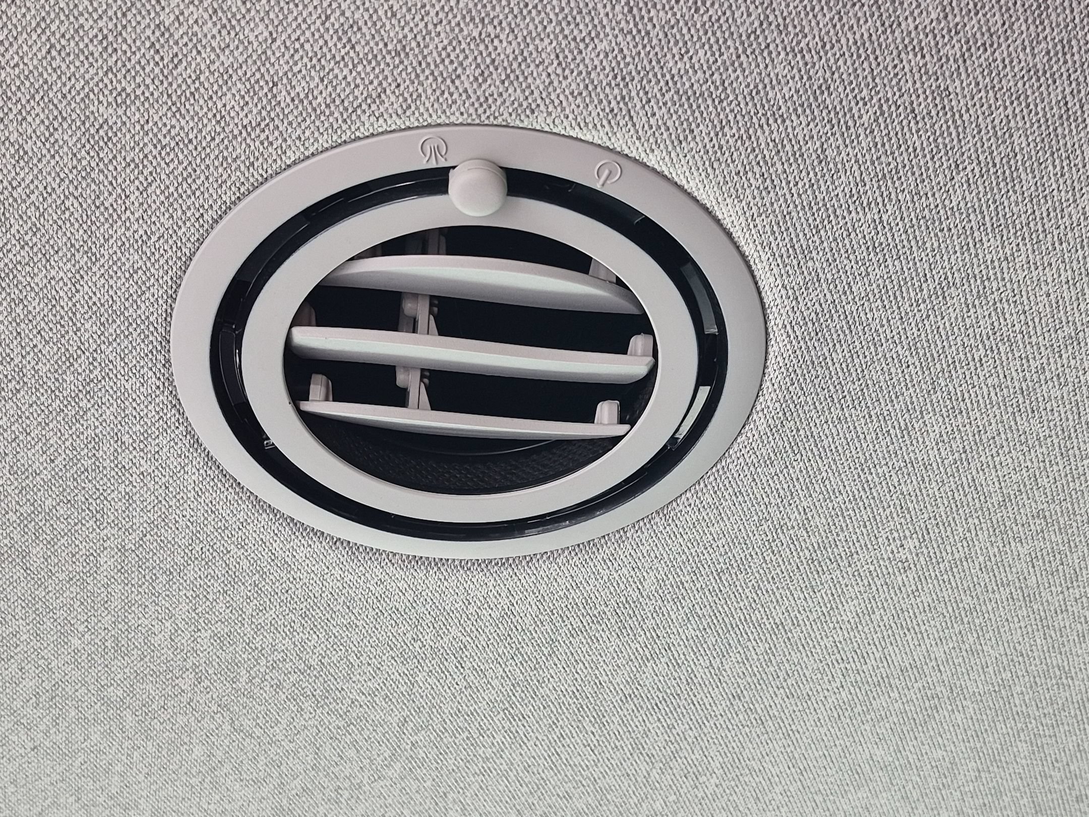 Used 2025 Hyper White Hyundai Limited image 42
