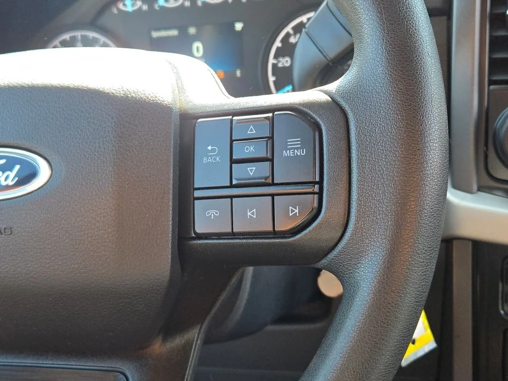 Used 2022 Black Ford XLT image 28