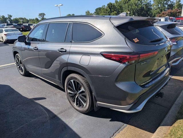 Used 2021 Gray Toyota XSE image 4