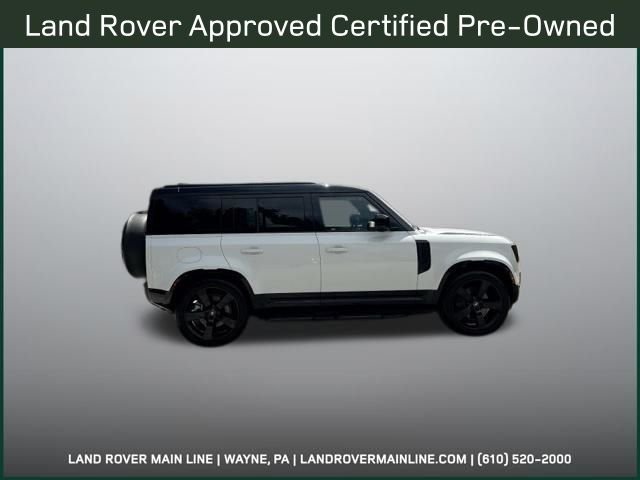 Certified Used 2025 Fuji White Land Rover X-Dynamic SE image 7