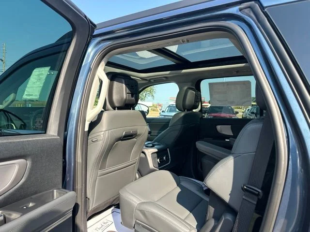 New 2027 Nocturnal Blue Metallic Ford Active image 28