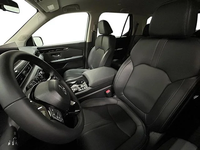 New 2026 Crystal Black Pearl Honda RTL Towing image 25