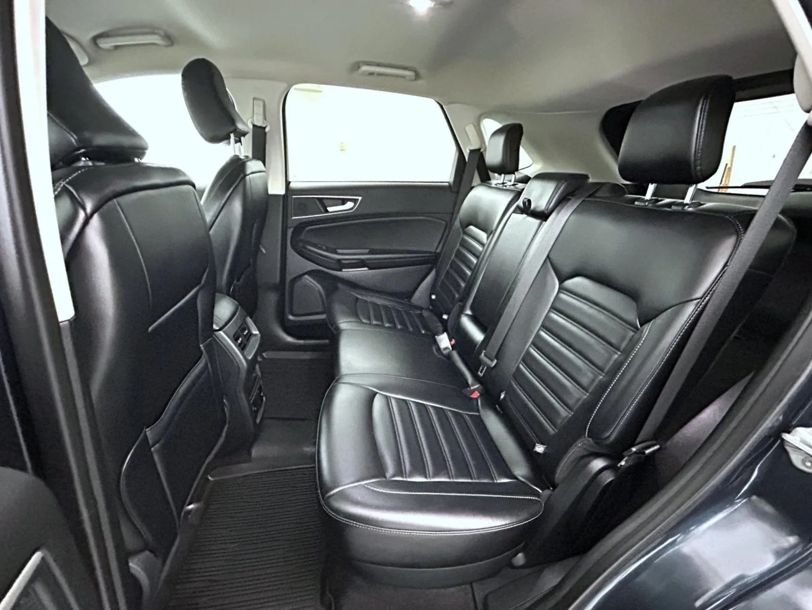 Used 2024 Blue Ford SEL image 19