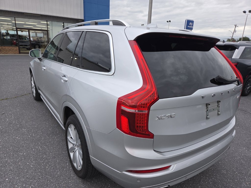 Used 2019 Silver Volvo T6 Momentum image 5