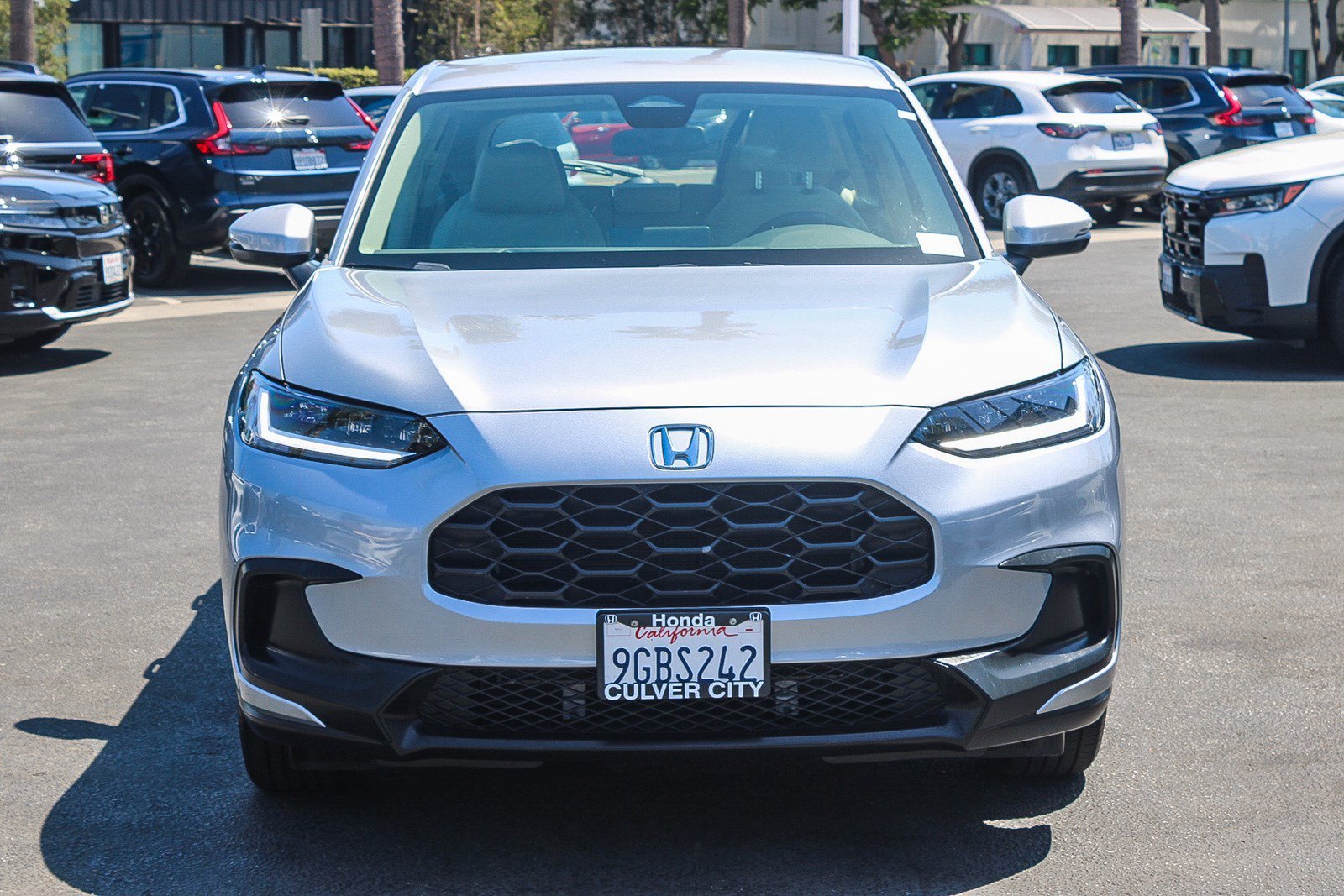 Certified Used 2023 Lunar Silver Metallic Honda 2WD LX image 2
