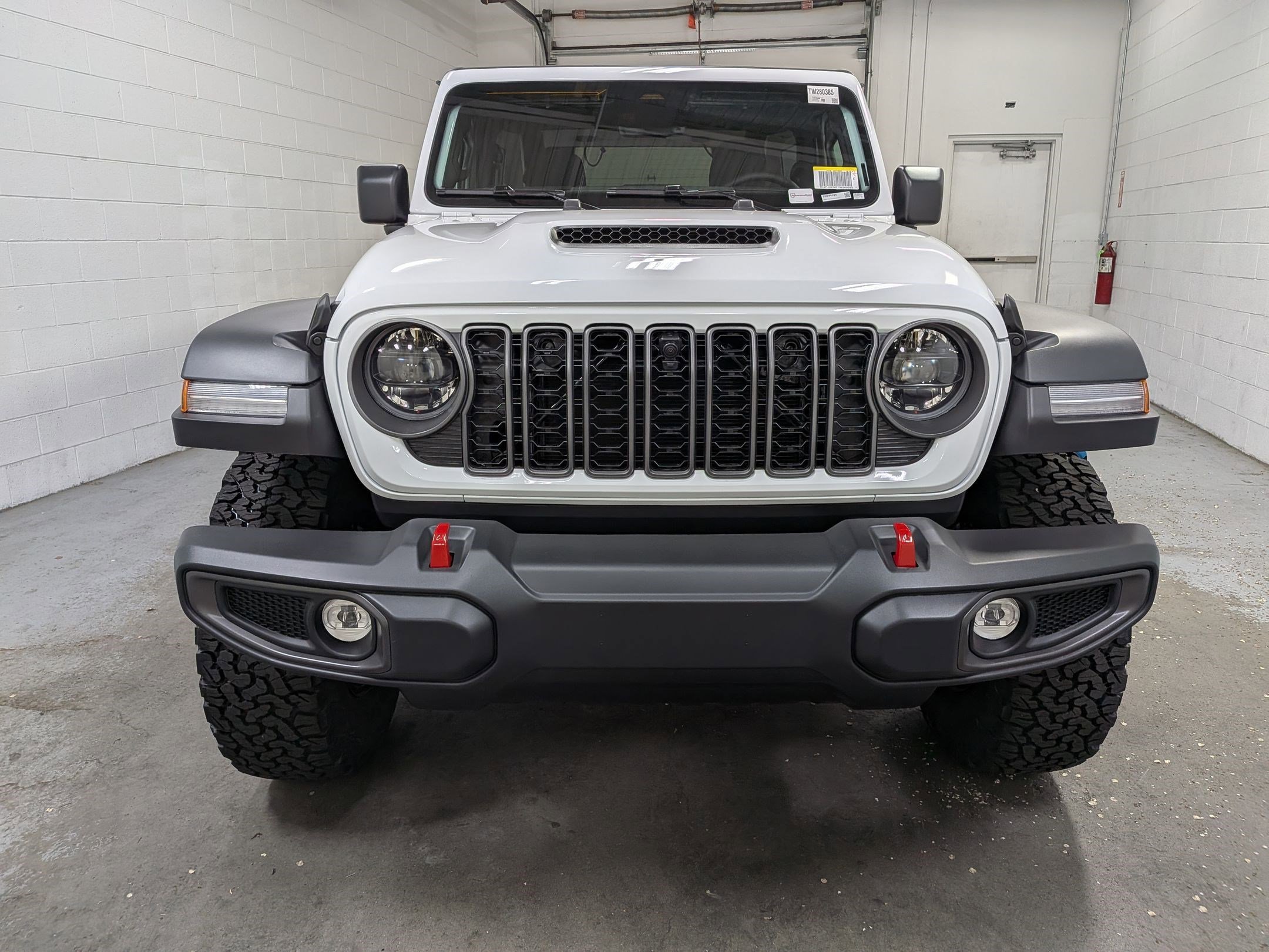 New 2026 Bright White Clearcoat Jeep Rubicon image 10