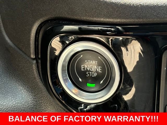 Used 2025 Silver GMC SLT image 24