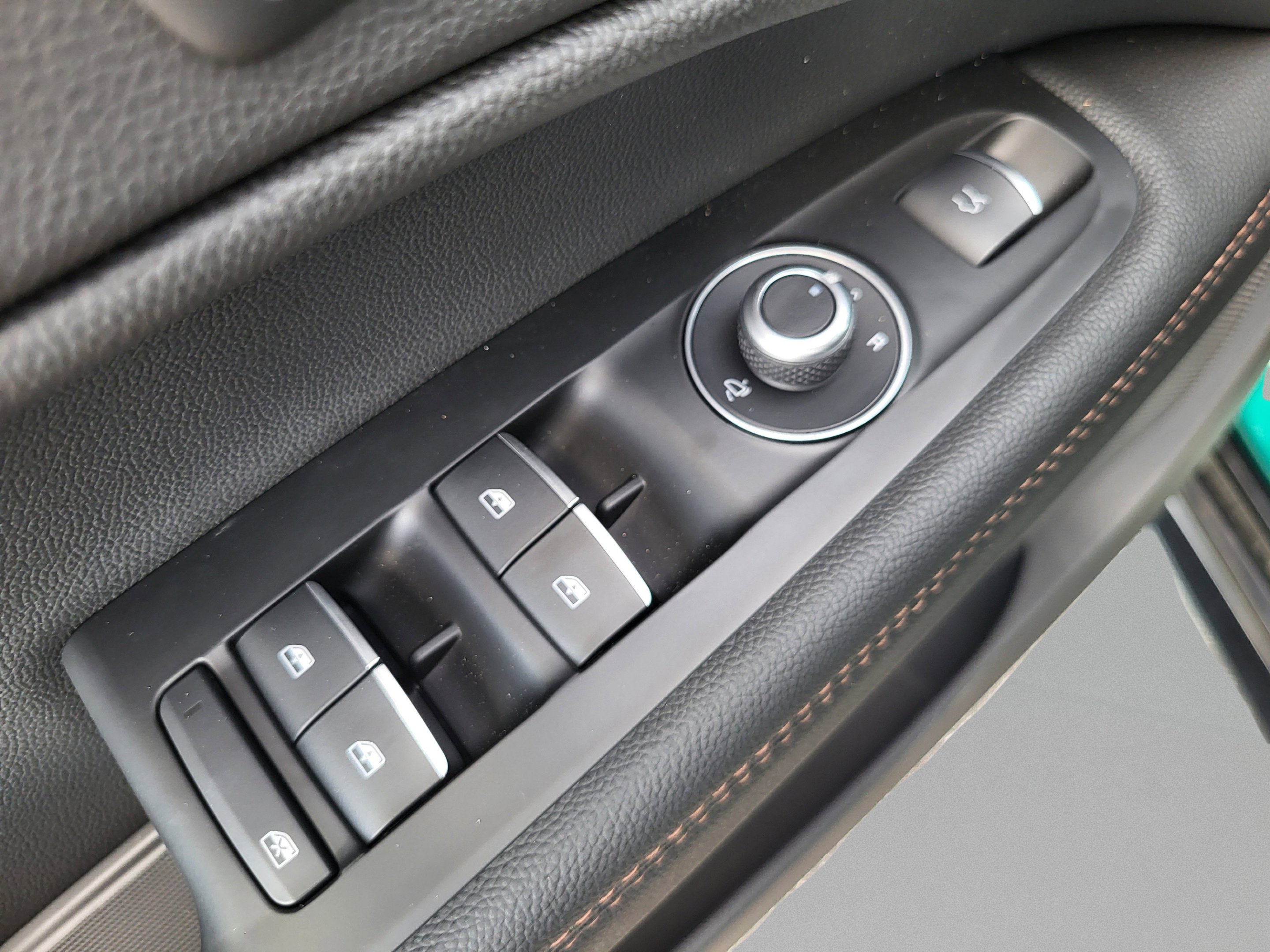 2025 Alfa Romeo Stelvio Intensa - Photo 42