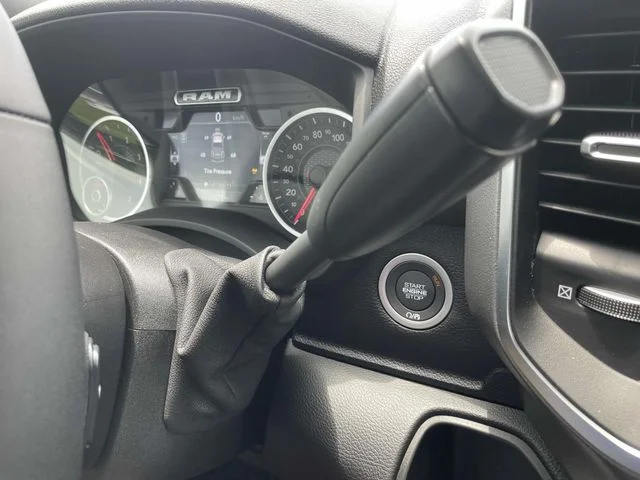 2025 RAM 2500 Big Horn - Photo 17