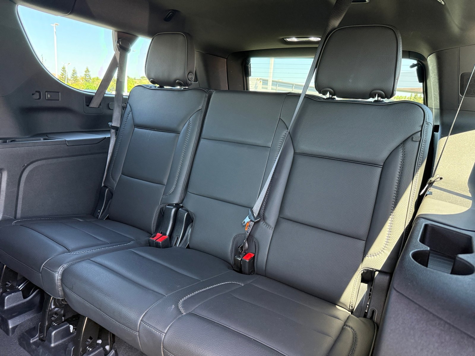 Used 2025 Onyx Black GMC Denali image 21