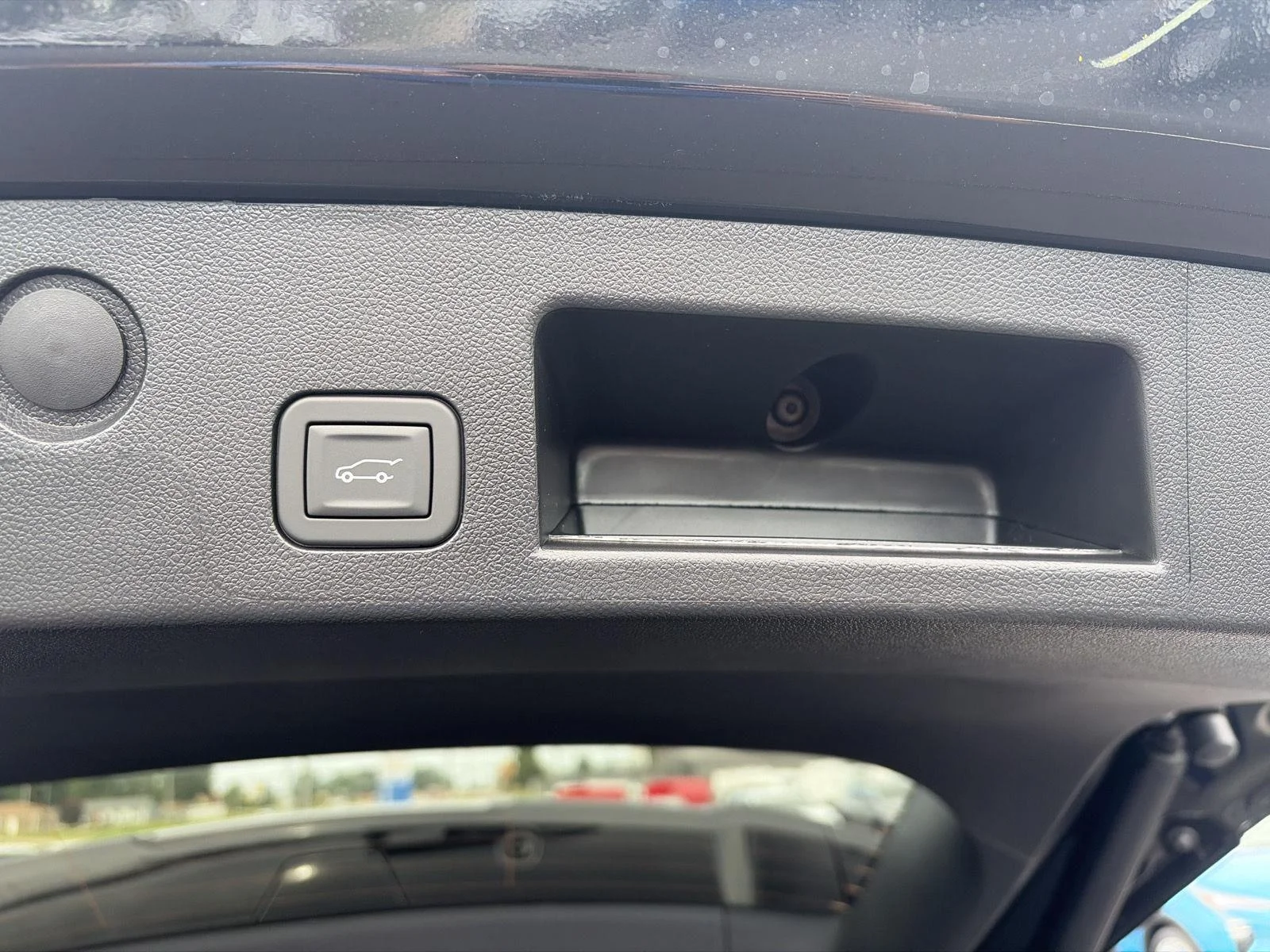 New 2027 Mosaic Black Metallic Chevrolet LT image 6