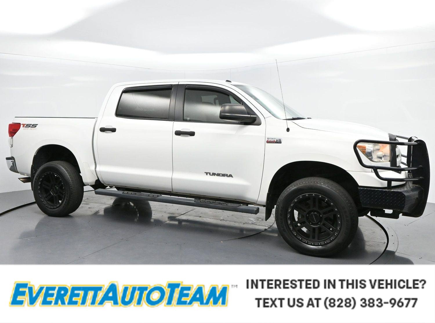 Used 2013 Super White Toyota Grade image 1