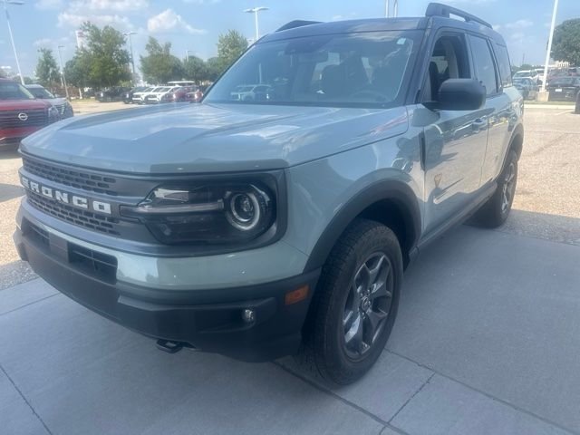 Used 2024 Green Ford Badlands image 3