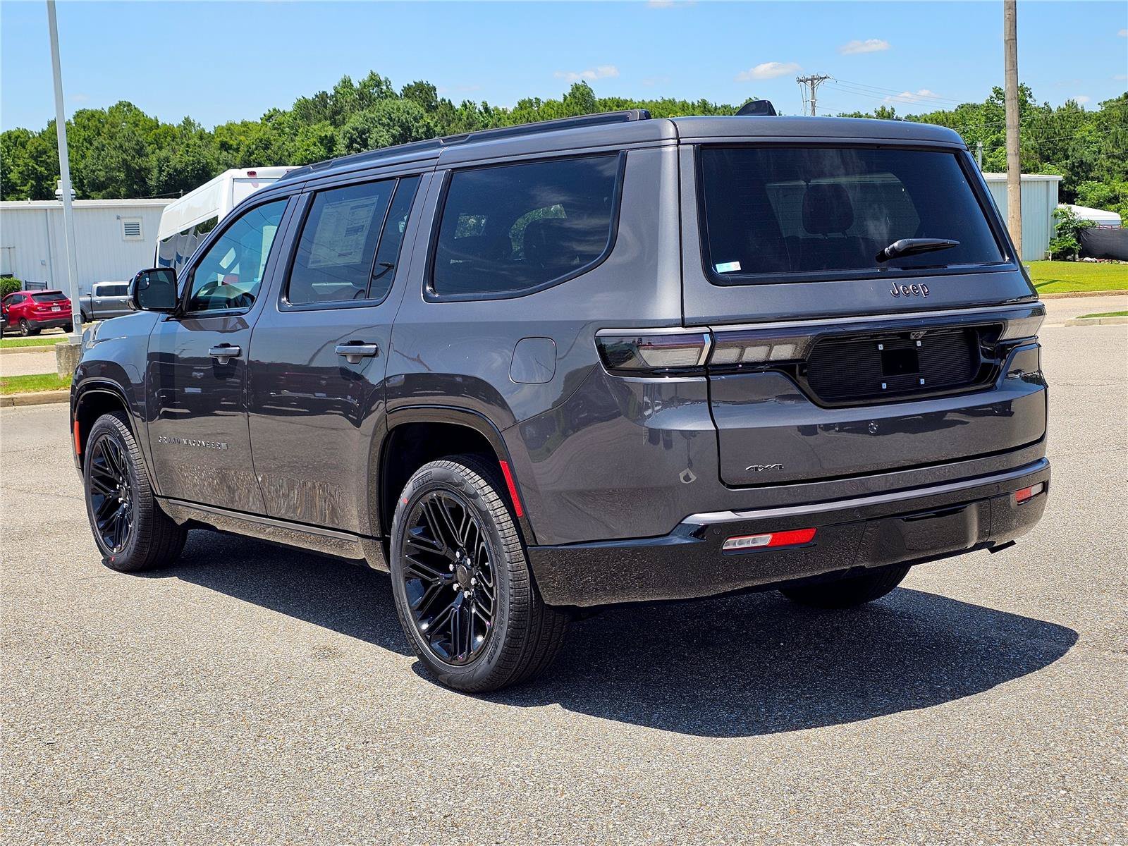 New 2026 Baltic Gray Metallic Clearcoat Jeep Limited Reserve image 12