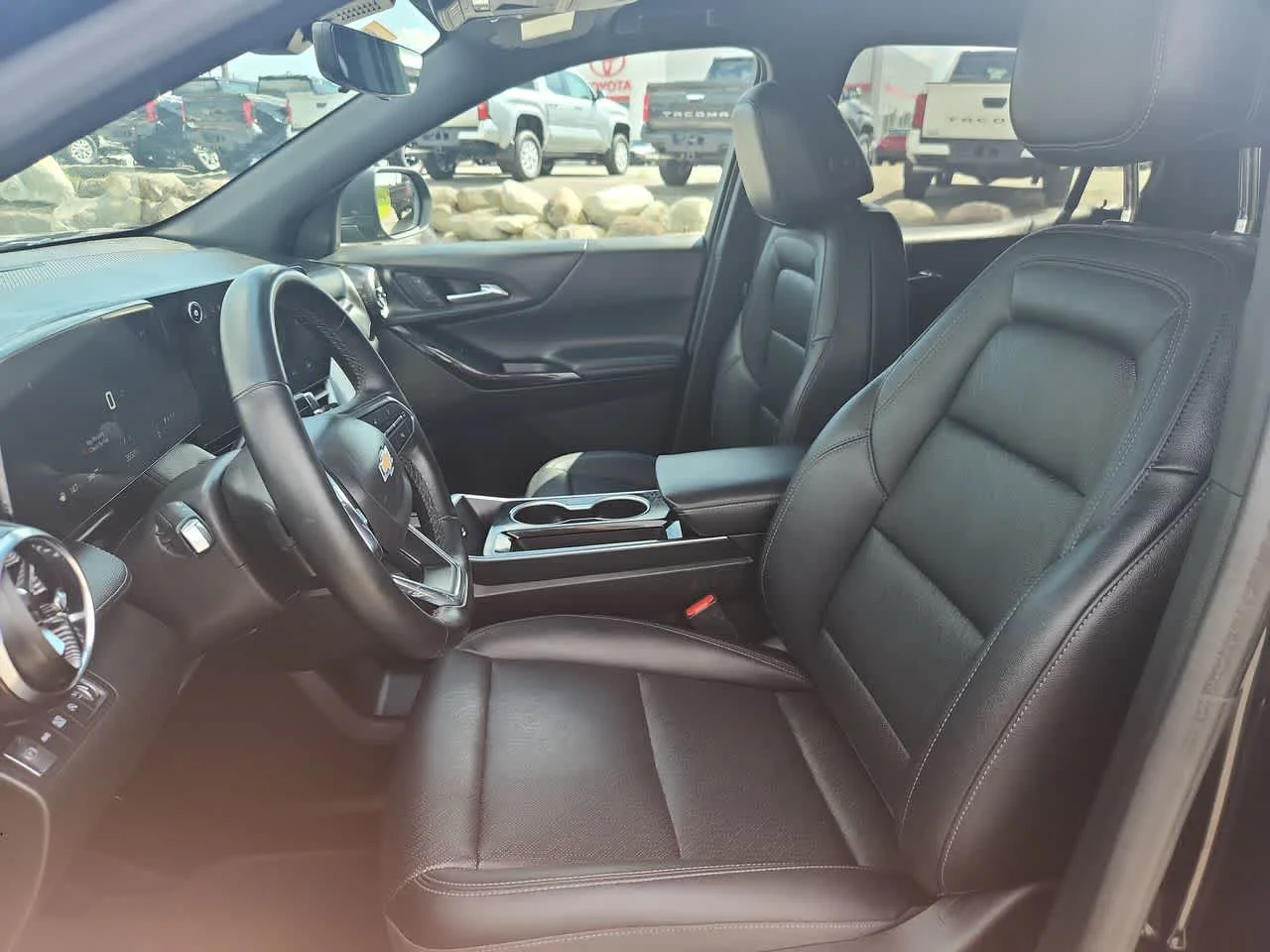 Used 2025 Mosaic Black Metallic Chevrolet AWD LT image 12