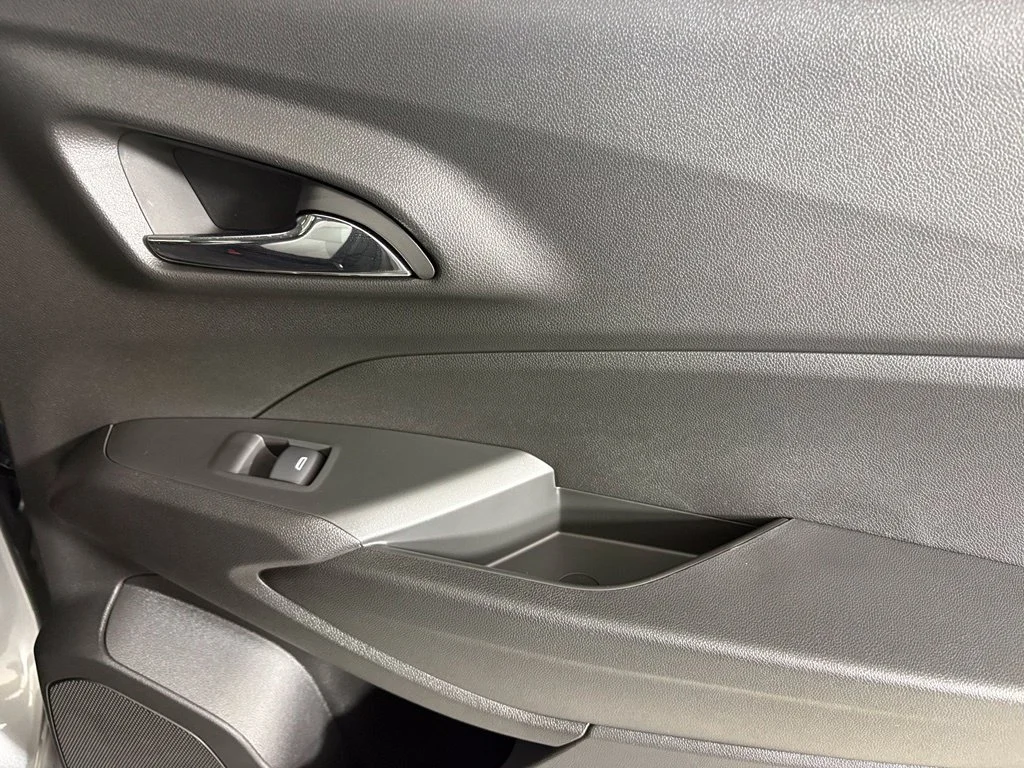 2026 Chevrolet Trax LS - Photo 18