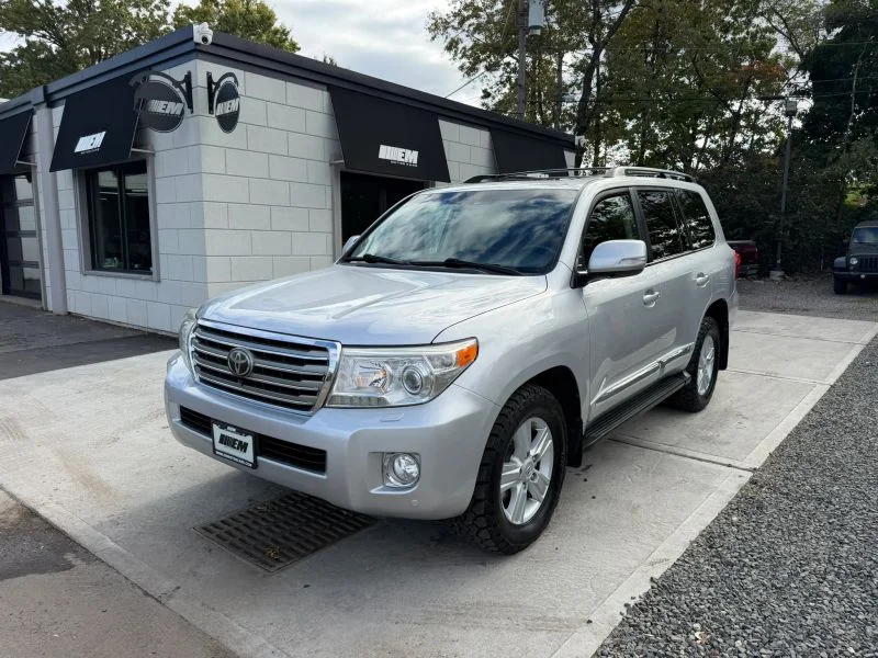 2014 Toyota Land Cruiser