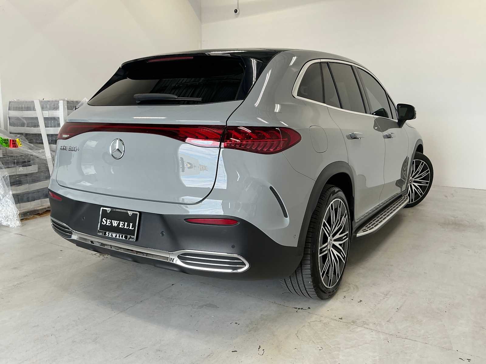 Used 2023 MANUFAKTUR Alpine Grey Mercedes-Benz EQE 350+ image 5