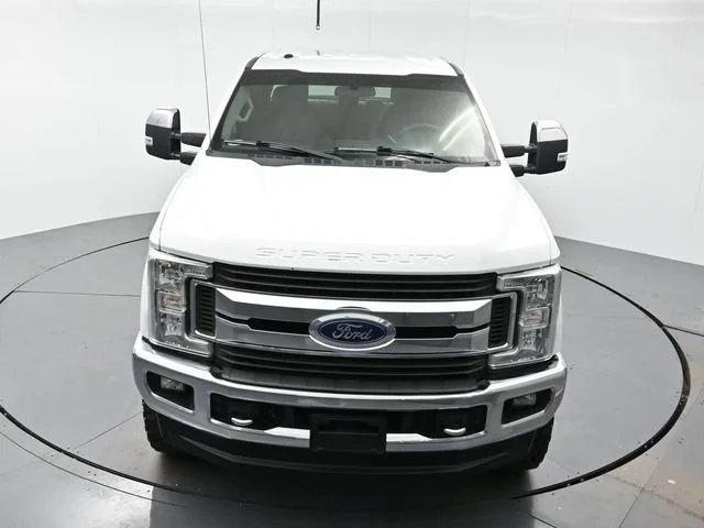 Used 2018 White Ford XL image 29