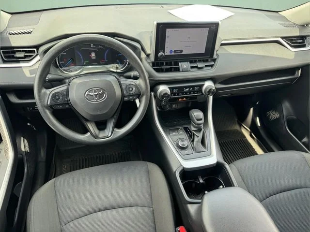 Used 2023 White Toyota LE image 11