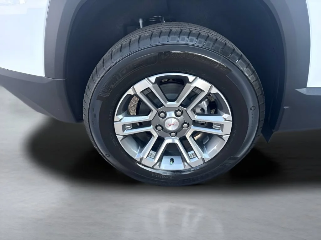 New 2027 Summit White GMC Elevation image 34